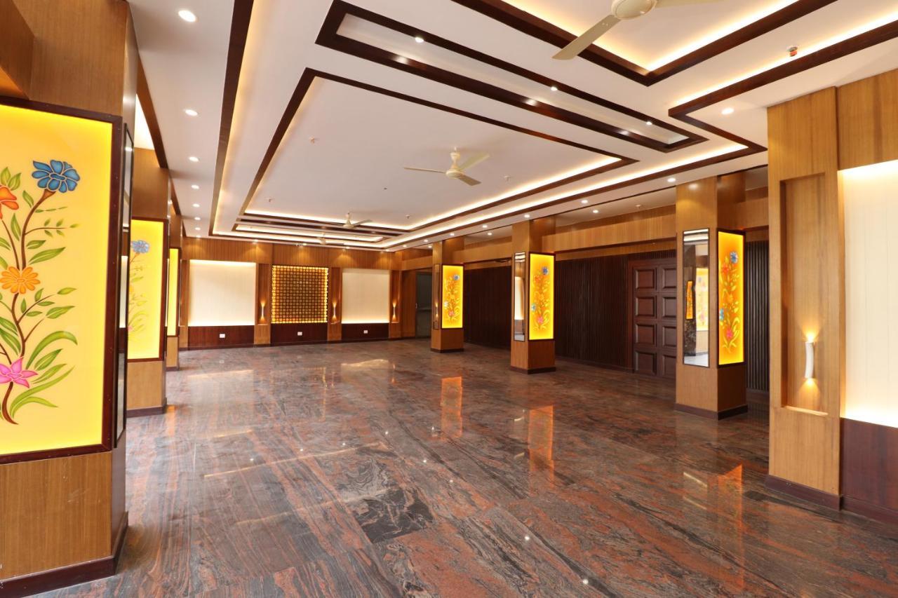 Jjk Rukmini Vilas Hotel & Banquet مظفربور المظهر الخارجي الصورة