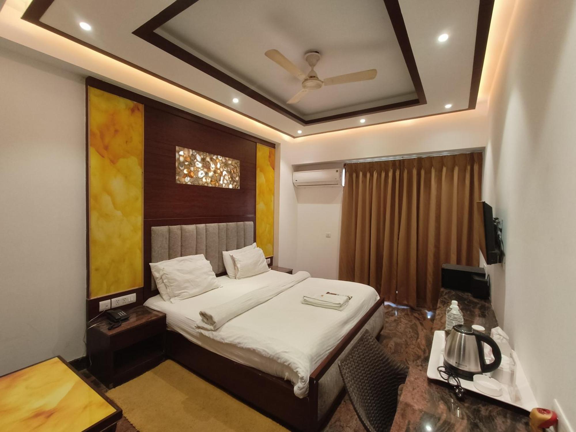 Jjk Rukmini Vilas Hotel & Banquet مظفربور المظهر الخارجي الصورة