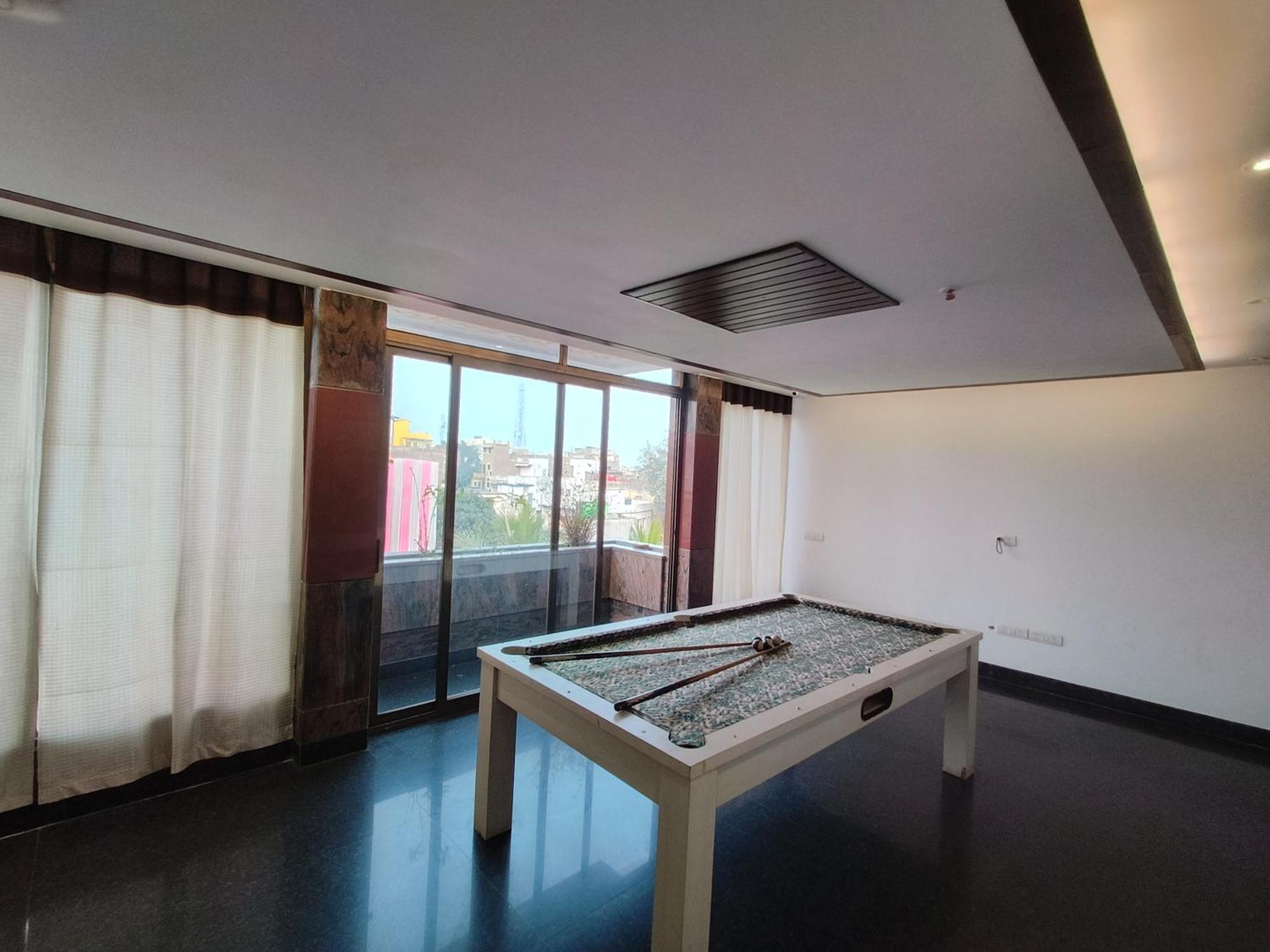 Jjk Rukmini Vilas Hotel & Banquet مظفربور المظهر الخارجي الصورة